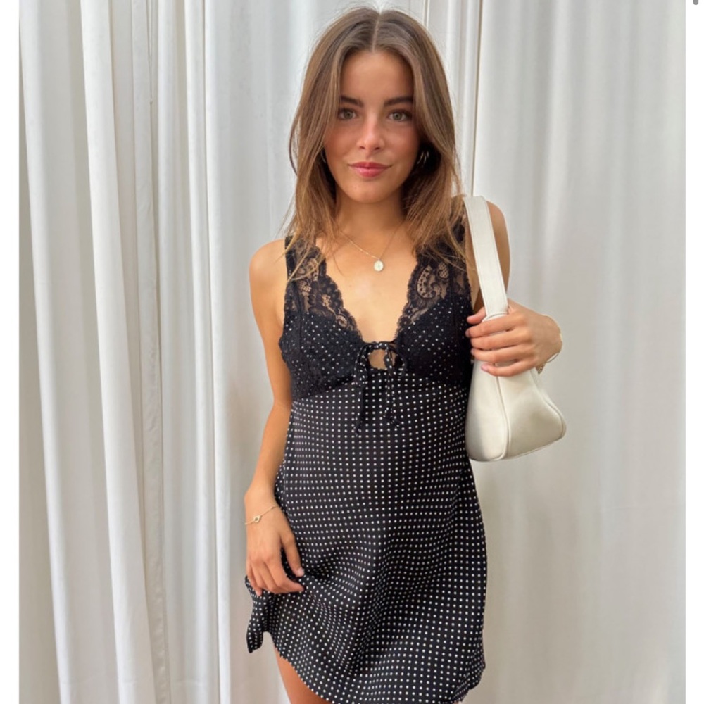 ISABELLES CABINET MINI LACE DRESS